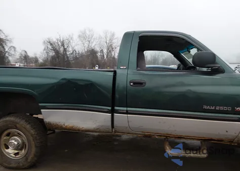 1999 Dodge Ram 2500 St z USA, uszkodzony, nr VIN 3B7KF26Z0XM567616